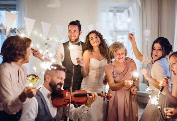 Allsånger att sjunga på bröllopet – 21 favoriter
