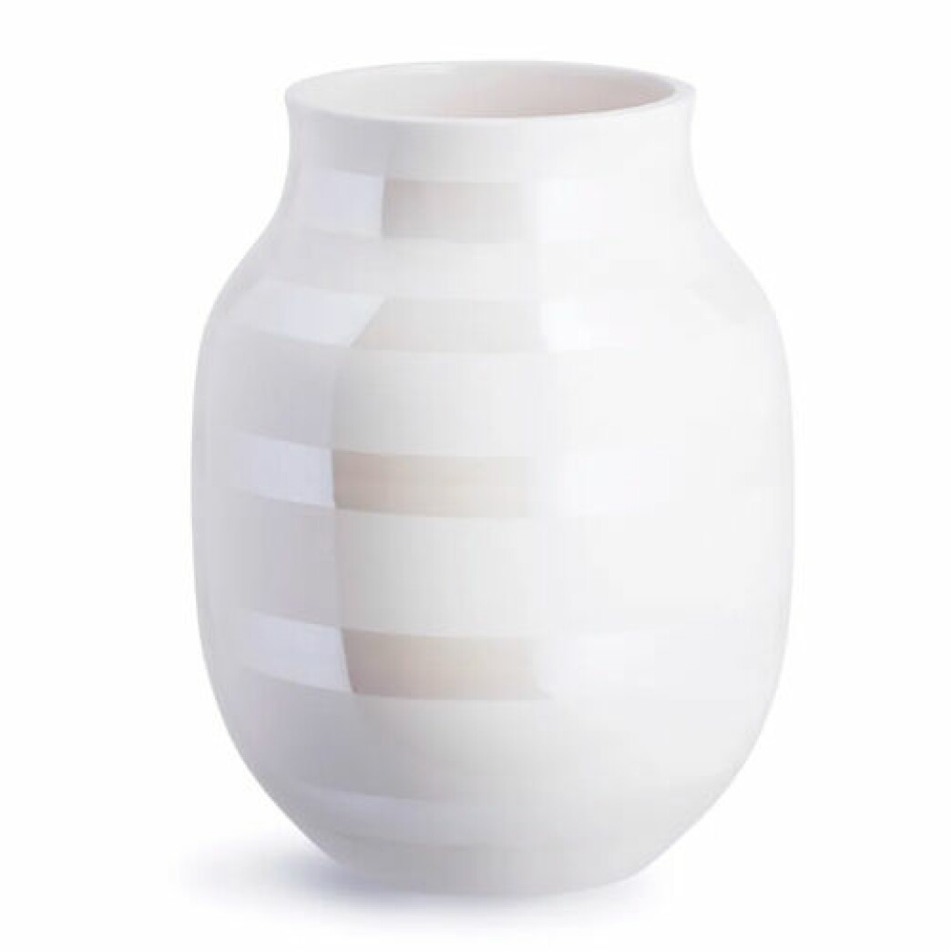 Omaggio-vasen är en trendig och prisvärd bröllopspresent för under 500 kronor!